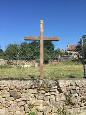 croix de village de moussard 1